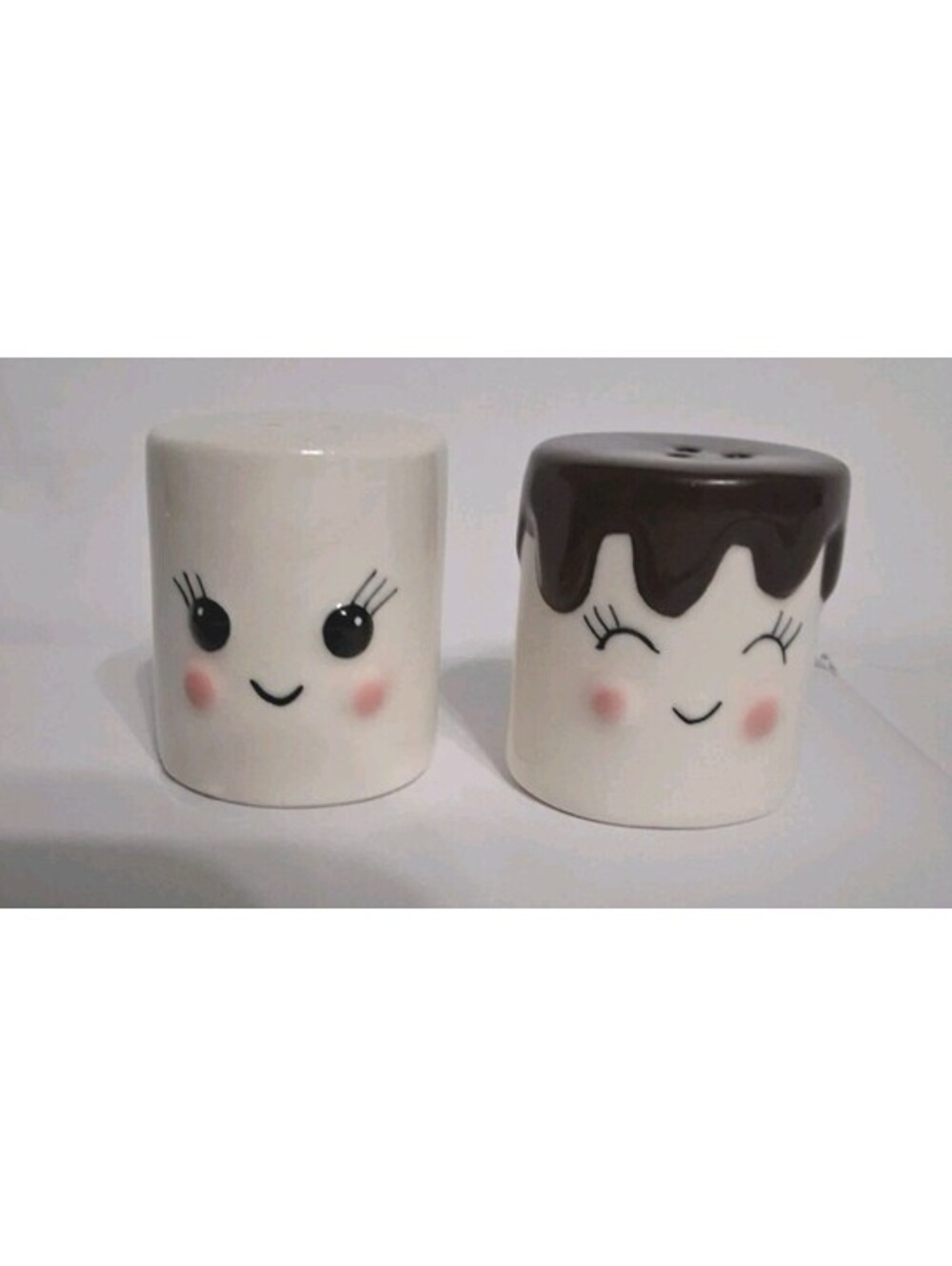 S'mores Marshmallow  Salt And Pepper Shakers NWOT